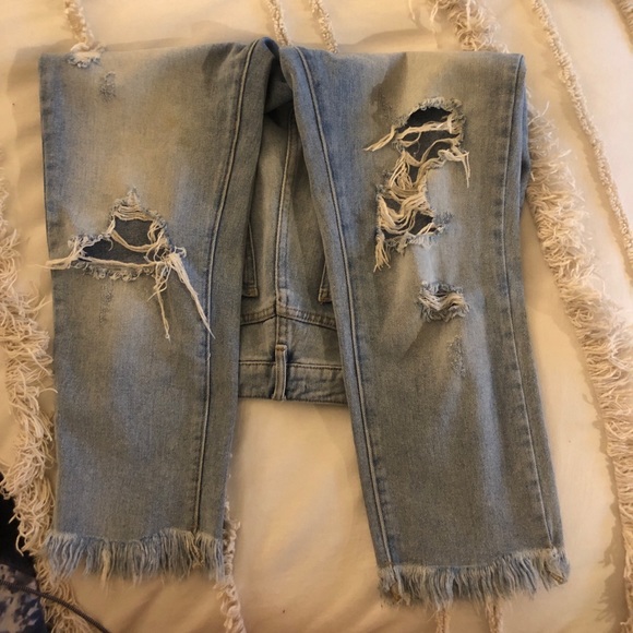 ♥️Kendall and Kylie Distressed Denim - Picture 4 of 11